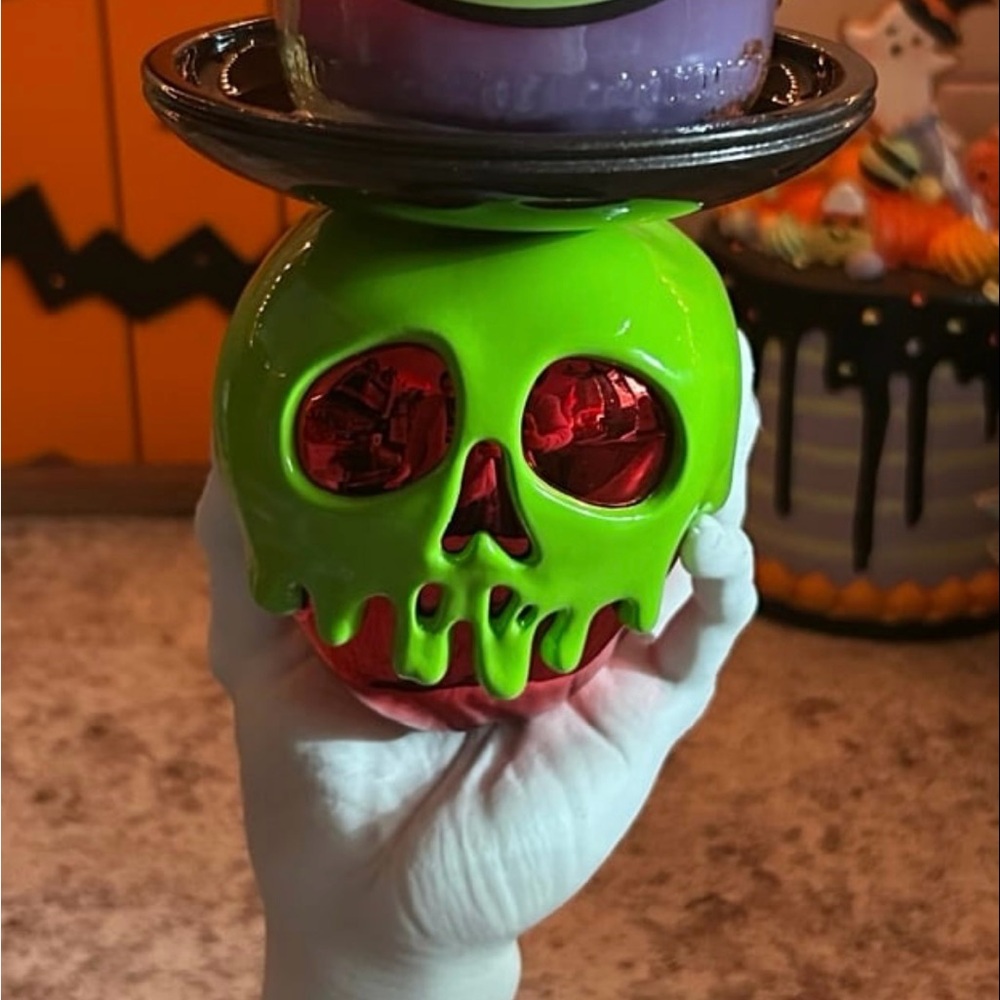Evil Queen Candle Holder (Candle Holder Only, candle not included)